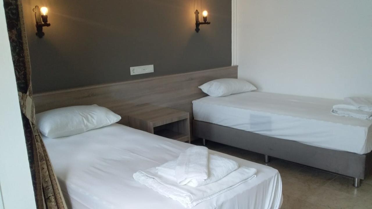 Hotel Leon Foca Εξωτερικό φωτογραφία