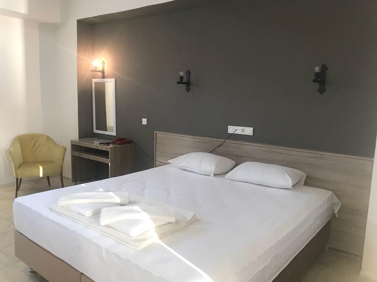 Hotel Leon Foca Εξωτερικό φωτογραφία